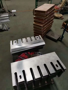 Crusher knives
