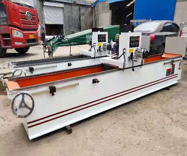 Knife sharpening machine